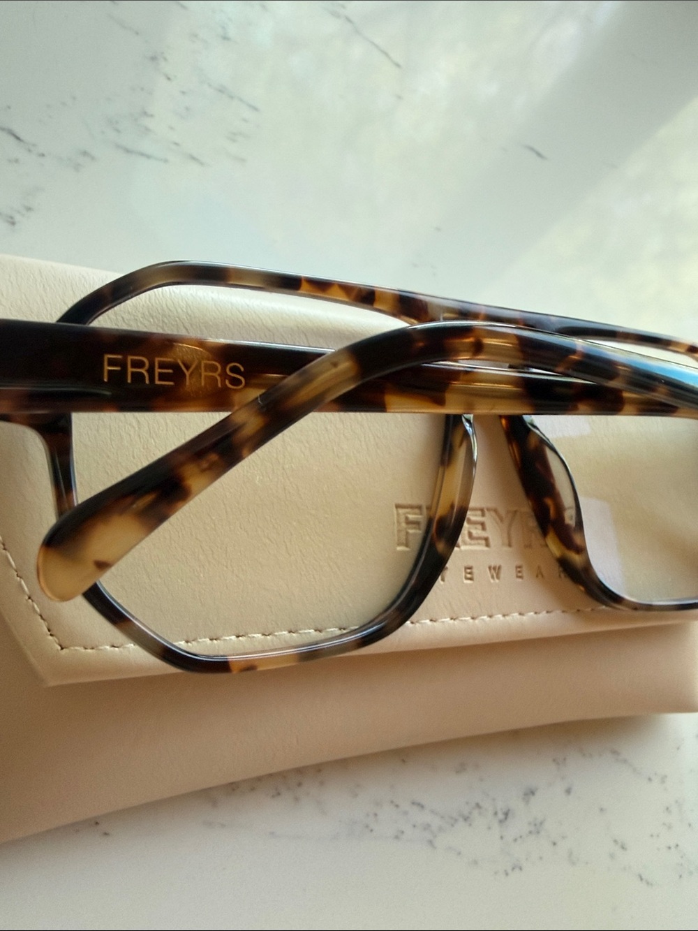 FREYRS Billie Glasses Honey Tortoise +1 readers Vintage Geometric Aviator Frame - Picture 4 of 8